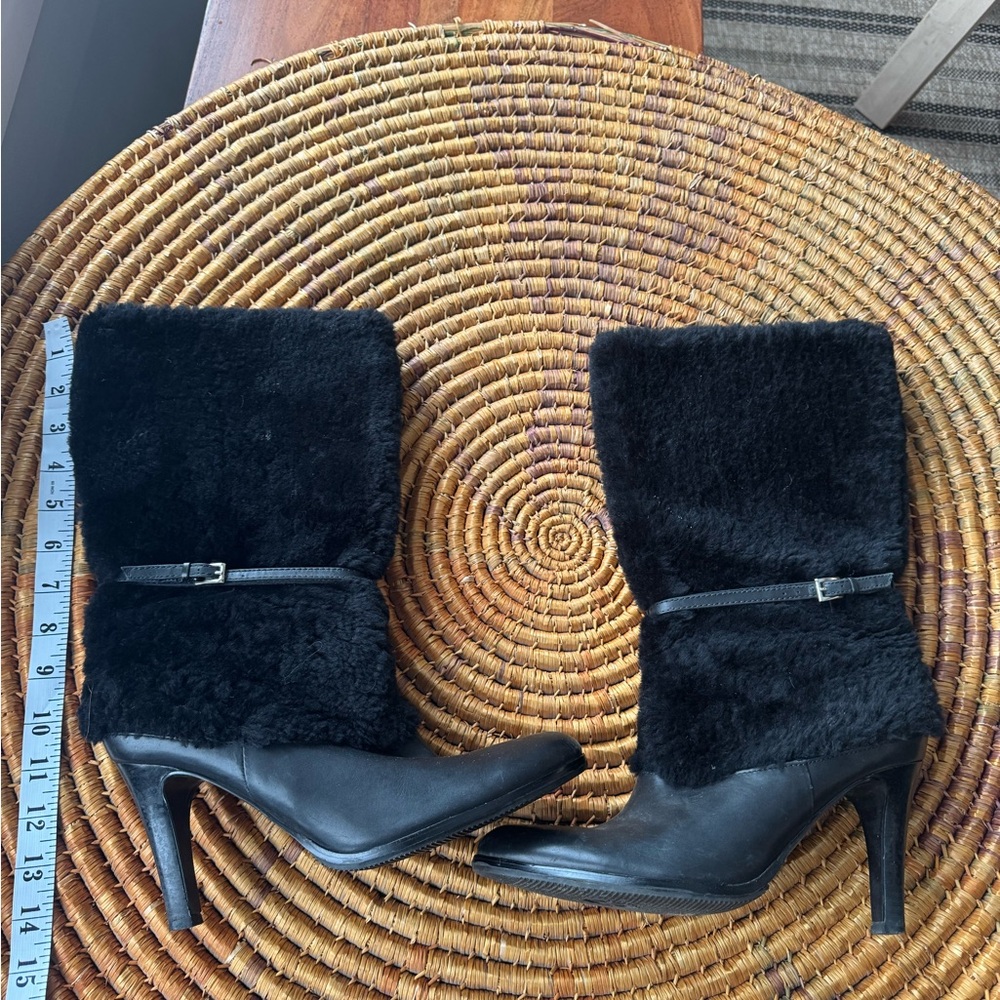 Lauren Ralph Lauren Elegant Black Fur-Trimmed Heeled Boots